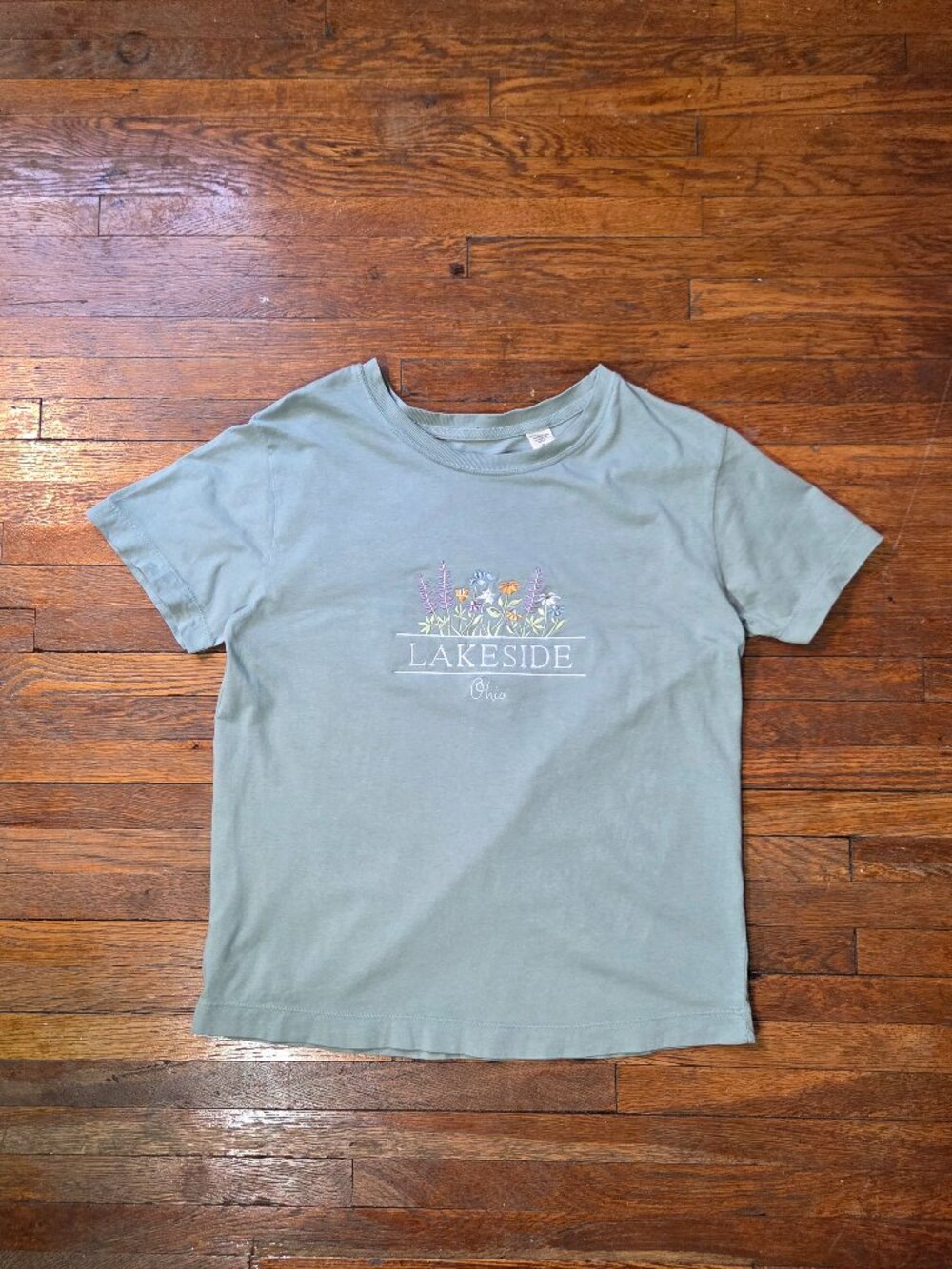 Blue 84 Lakeside Ohio Embroidered Green Short Sleeve Tee